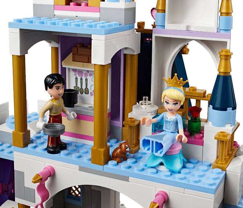 Конструктор из серии Lego Princess - Волшебный замок Золушки  
